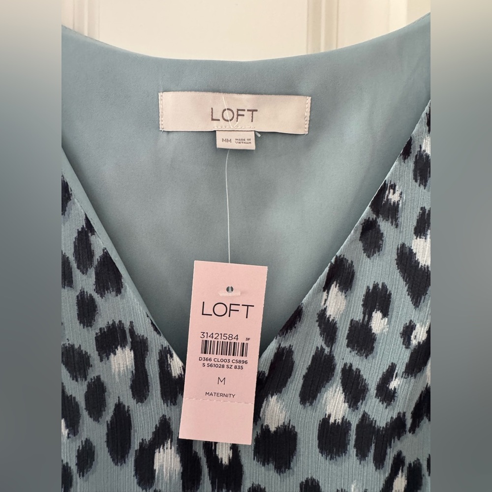 Ann Taylor Loft Maternity Blue Leopard Print V-Neck Swing Dress - Picture 3 of 6